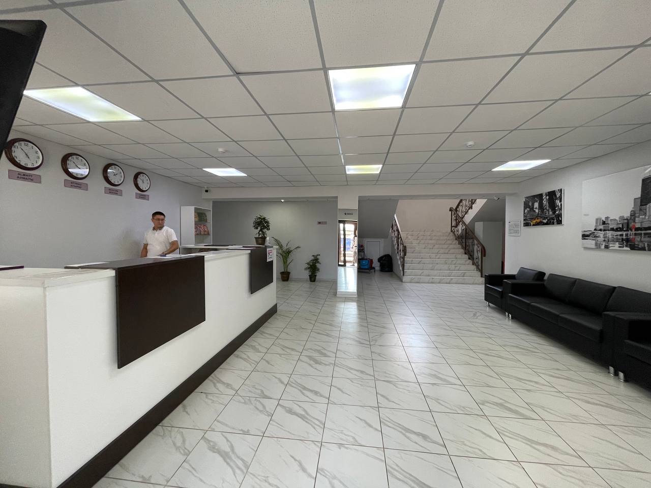 Фото отеля 2