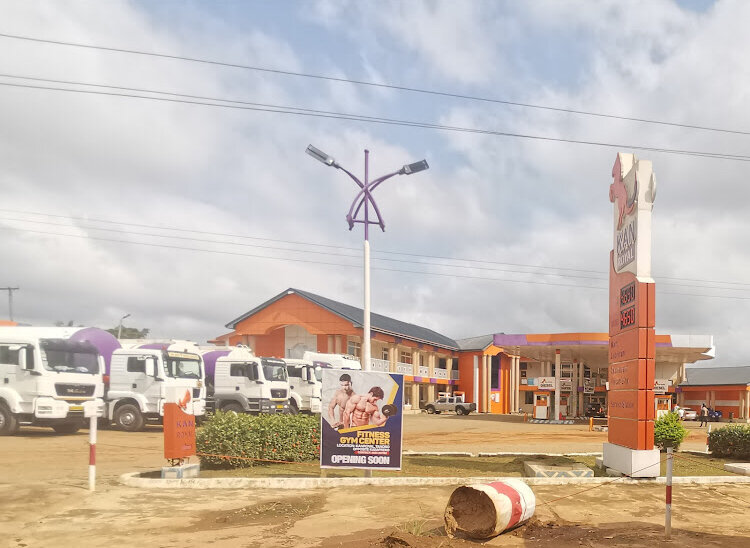 Gas station Kan Royal, Earth, photo