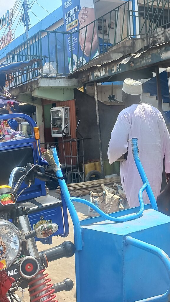 Plywood Nana Ampadu ent, Accra, photo