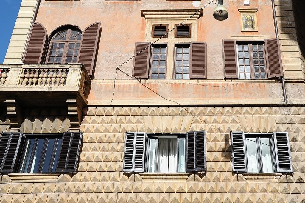Фото Temple View