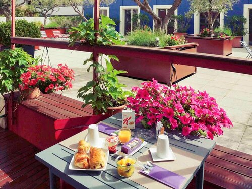 Внешний вид отеля Mercure Marseille Centre Prado Velodrome в Марсели, фото 5