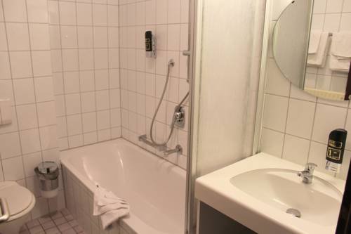 Фото Hotel Astoria am Urachplatz