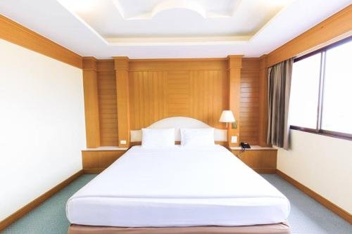 Фото River Hotel The Budget