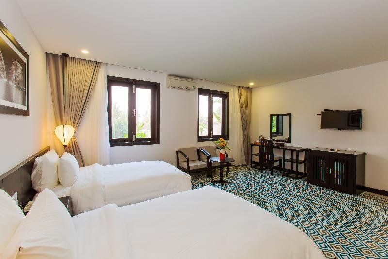 Фото Hoi An Waterway Resort