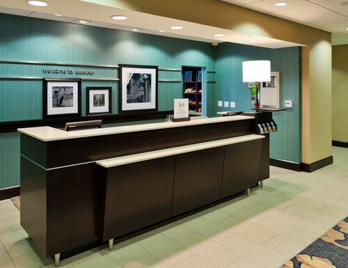 Гостиница Hampton Inn & Suites- Denver/Airport-Gateway Park