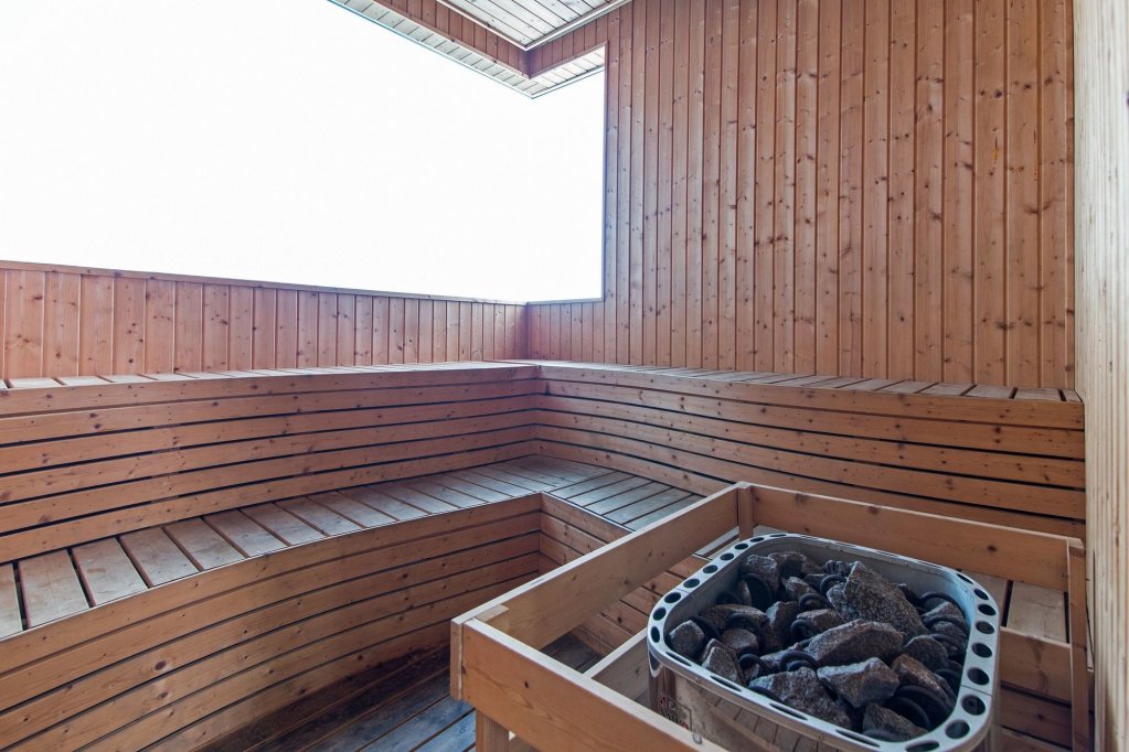 Фото Paradise Apartment at Taragon BktBintang 