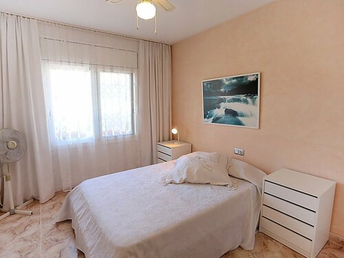 Жильё посуточно Holiday Home Rosa в Камбрильсе