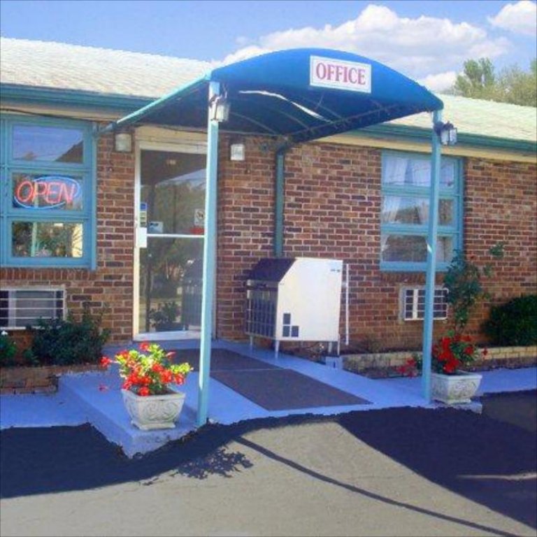 Фото Relax Inn Westminster