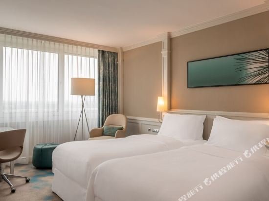 Фото The Westin Grand Munich