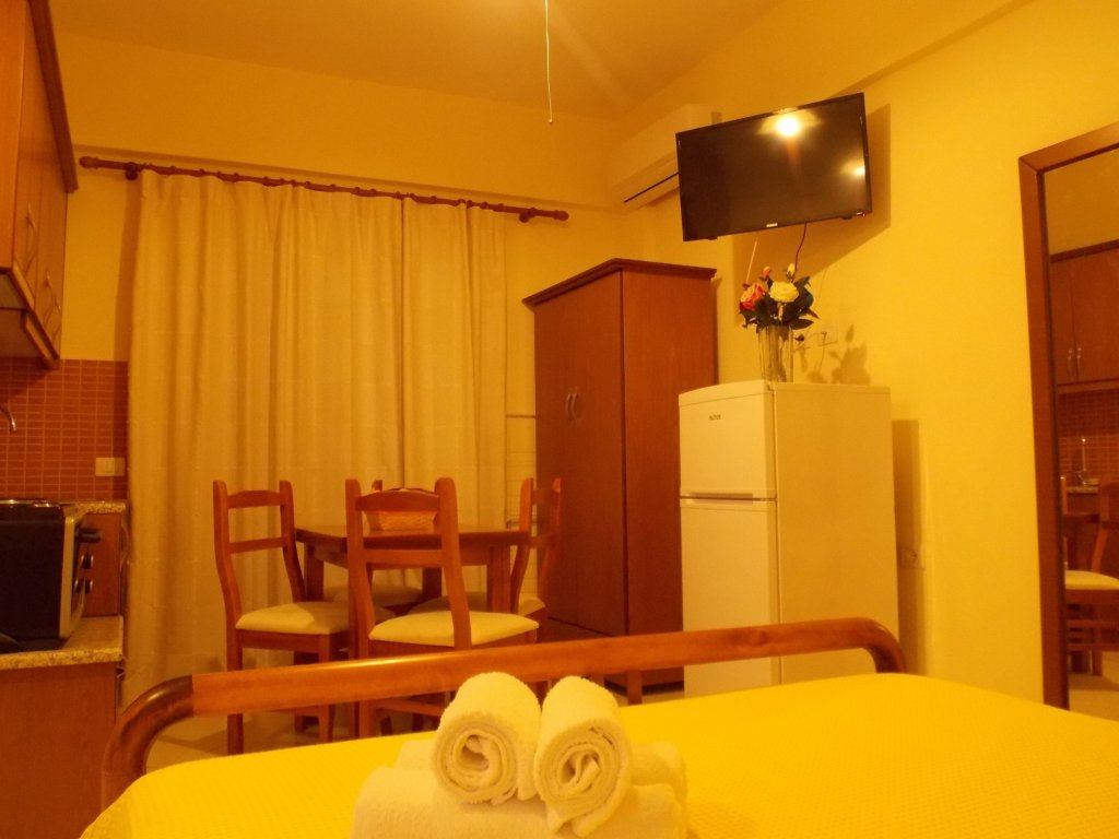 Фото Hotel Villa Qendra