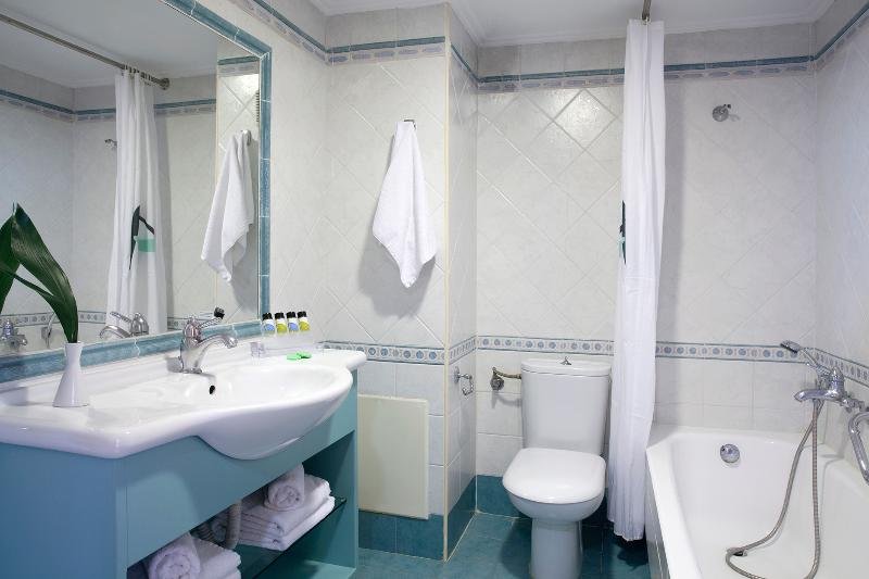 Фото Zeus Essence Ramada by Wyndham Athens