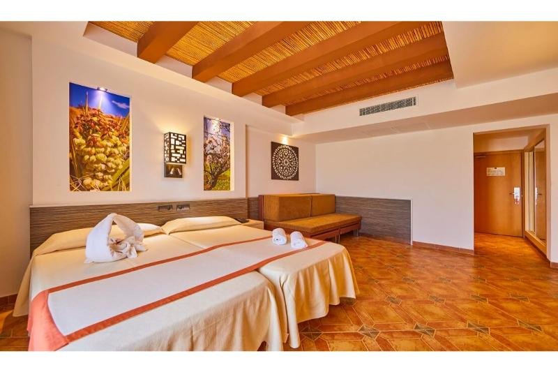 Фото MLL Palma Bay Club Resort Hotel