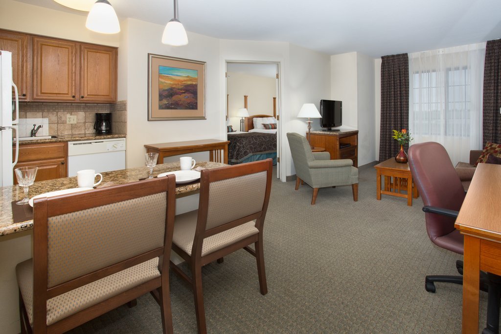 Фото Staybridge Suites Lincoln I-80