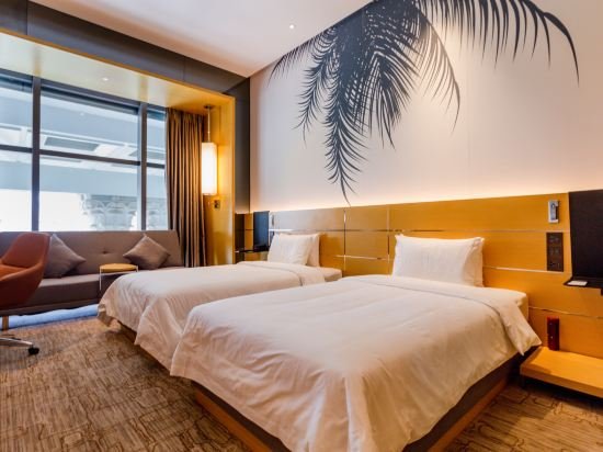 Фото Novotel Haikou Xinbudao