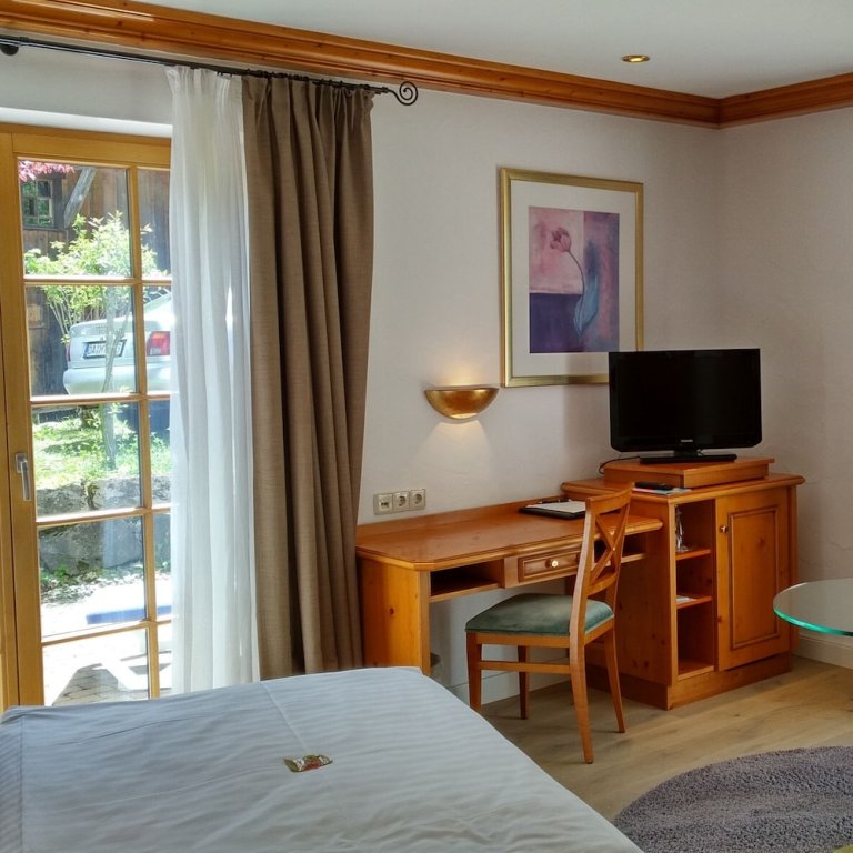 Фото Hotel Bayerischer Hof Kur & Sporthotel