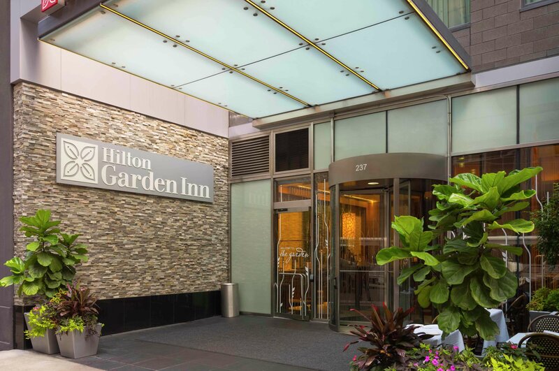 Гостиница Hilton Garden Inn New York/Central Park South-Midtown West в Нью-Йорке