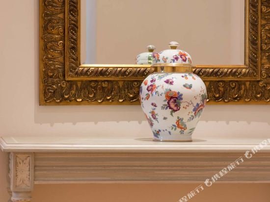 Фото Palais Esplanade Hamburg