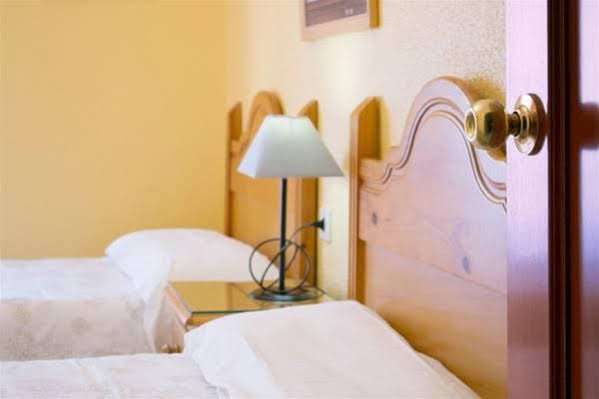 Фото Hostal Mesones