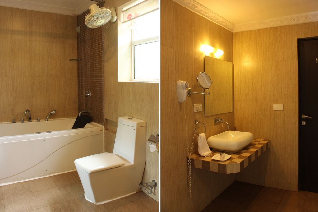 Фото FabHotel Royal Mirage With Pool & Gym, Candolim Beach