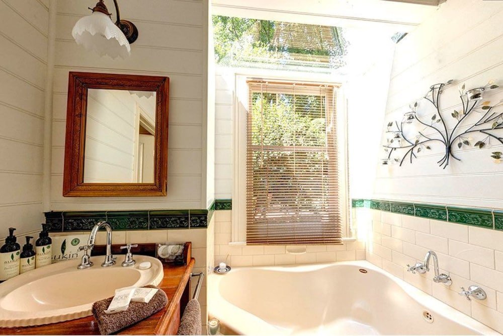 Фото Candlelight Cottages