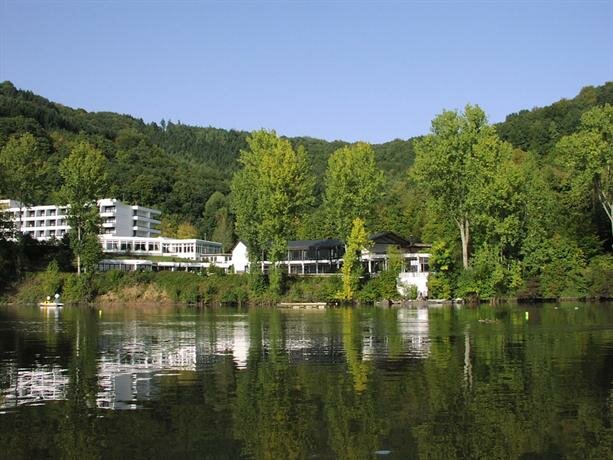 Гостиница Dorint Seehotel & Resort Bitburg/Südeifel