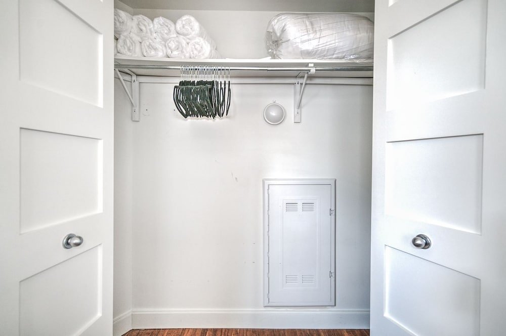 Фото Liv Mtl - The Main