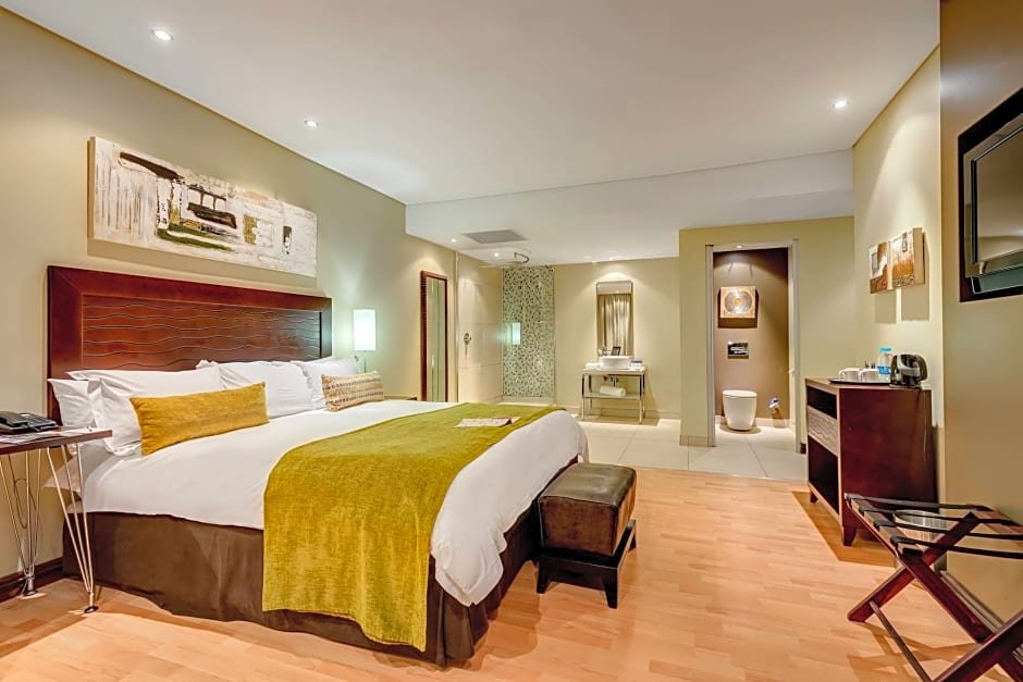 Фото Protea Hotel O.R. Tambo Airport