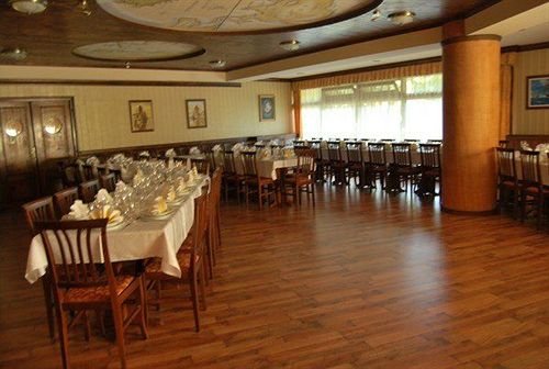 Фото Icon Győr Hotel & Restaurant