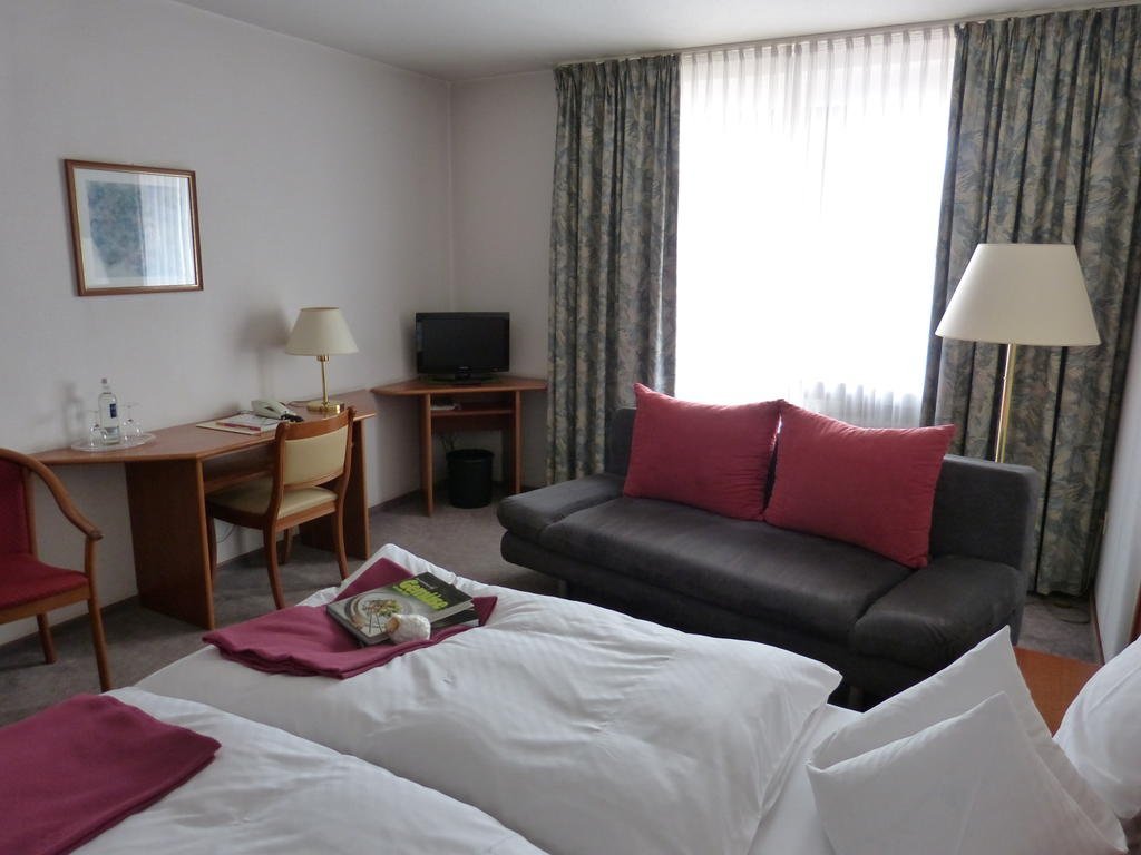 Фото отеля 1