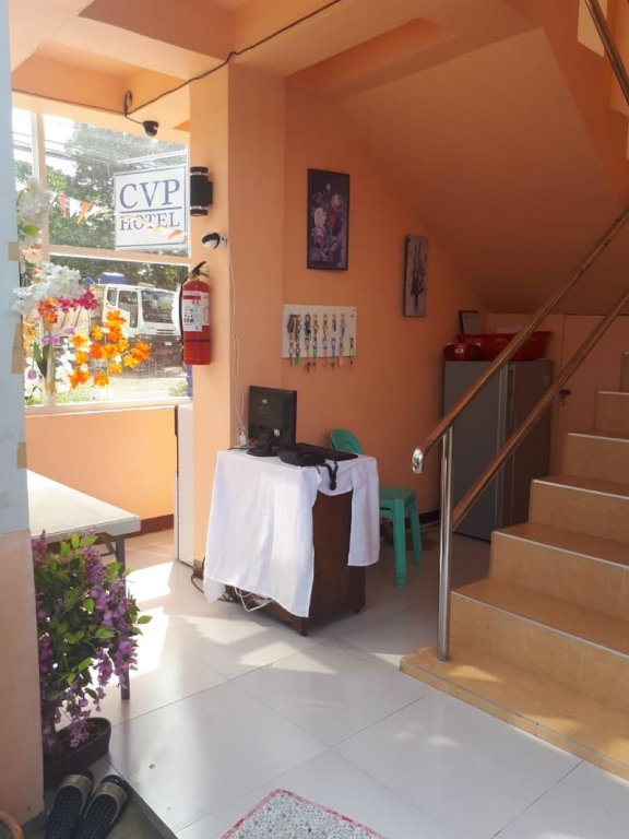 Фото Oyo 615 Cvp Hotel