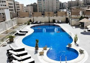 Гостиница Days Inn by Wyndham Hotel Suites Amman