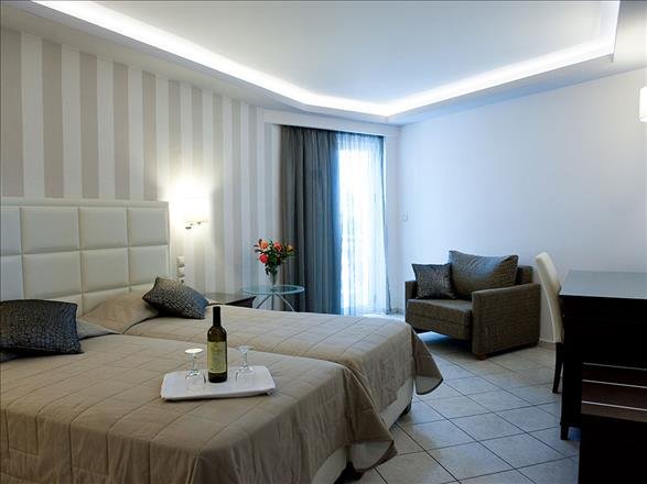 Фото Tsilivi Beach Hotel