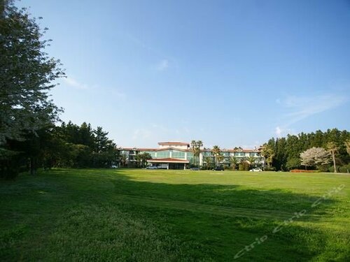 Гостиница Lake Hills Jeju Resort