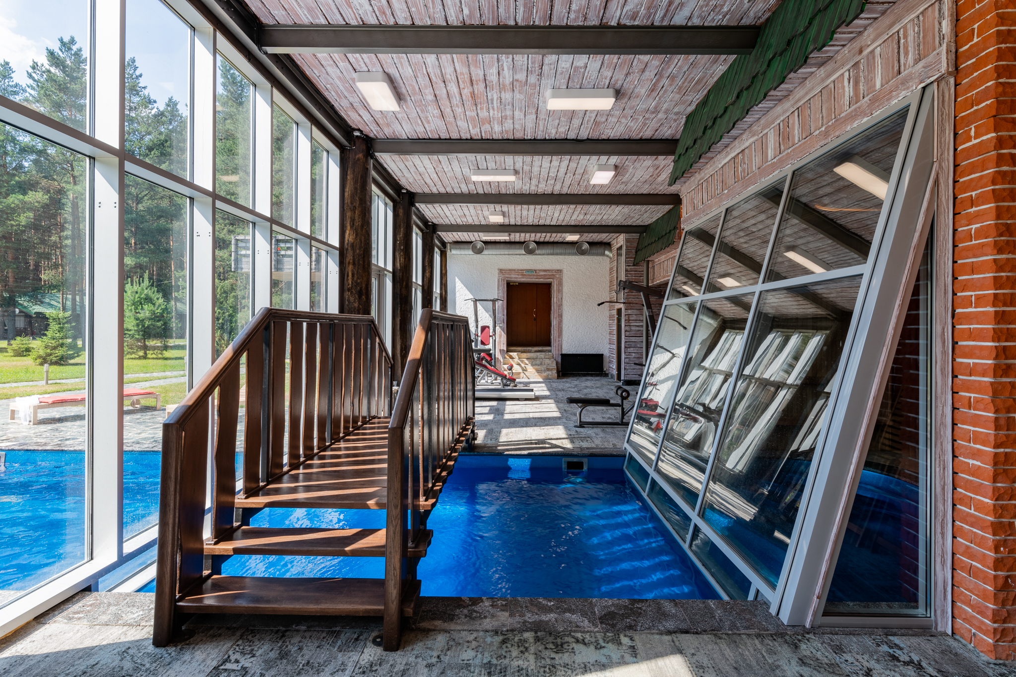 Фото Бусел клуб