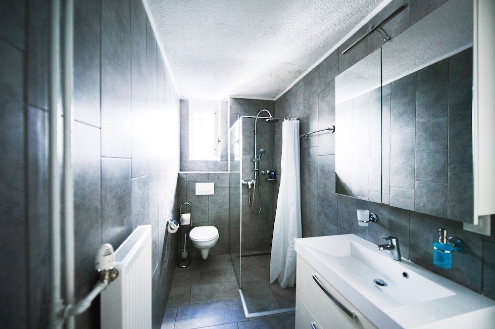 Фото Luxury Apartments by Livingdowntown