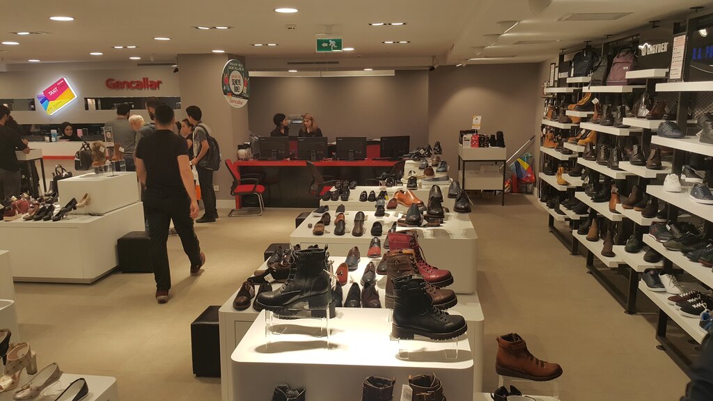 Gencallar Izmit Buyuk Magazalar Cumhuriyet Cad Izmit Kocaeli Turkiye Yandex Haritalar