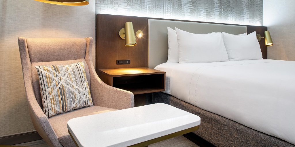 Фото Crowne Plaza Toronto Airport an Ihg Hotel