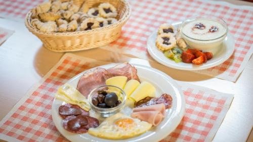 Фото Noblesse Boutique Hotel