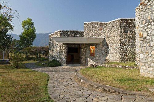 Внешний вид отеля Bar Peepal Resort в Покхаре, фото 3