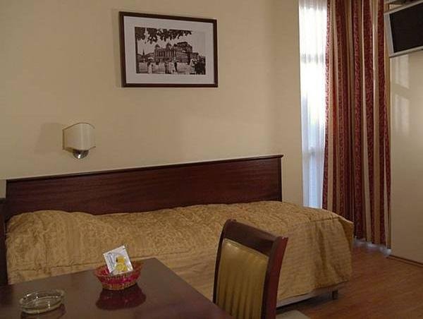 Фото Hotel Meridijan16