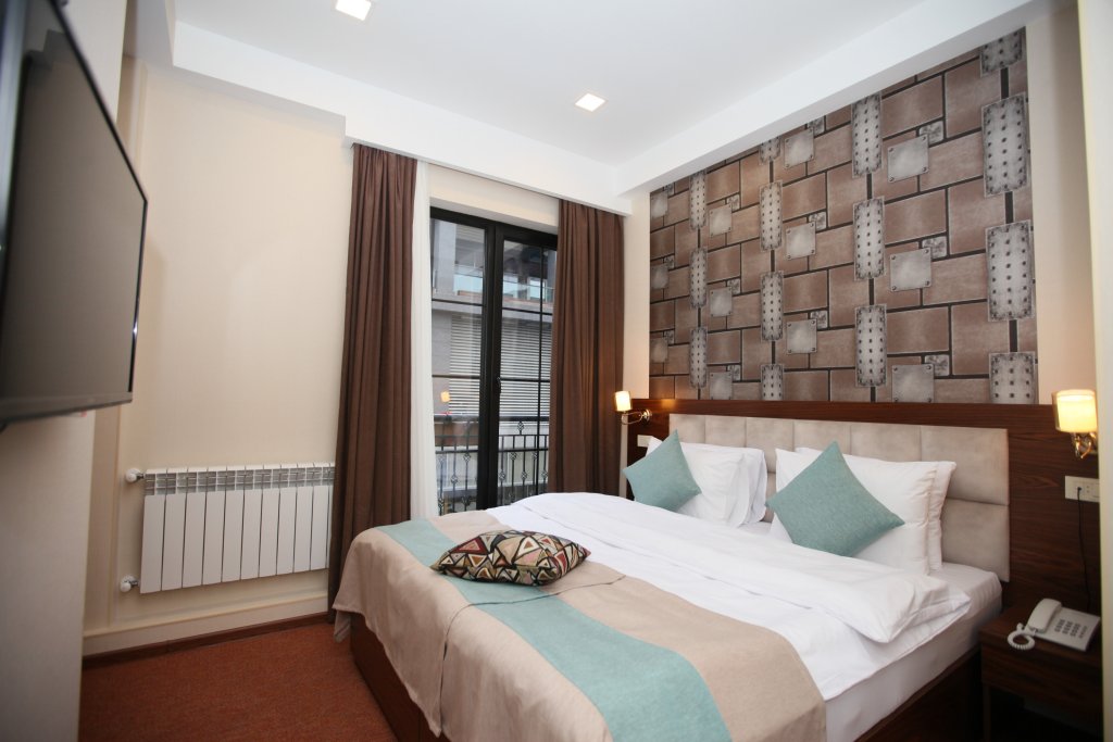 Фото Auroom Hotel