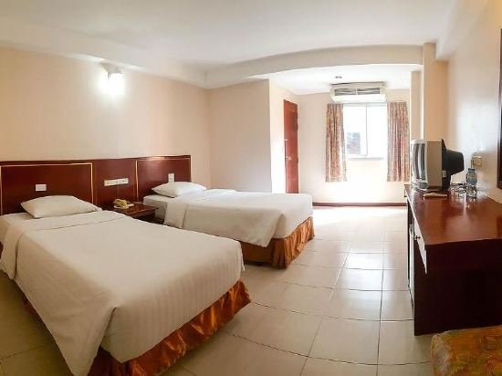 Фото Eastiny Place Hotel