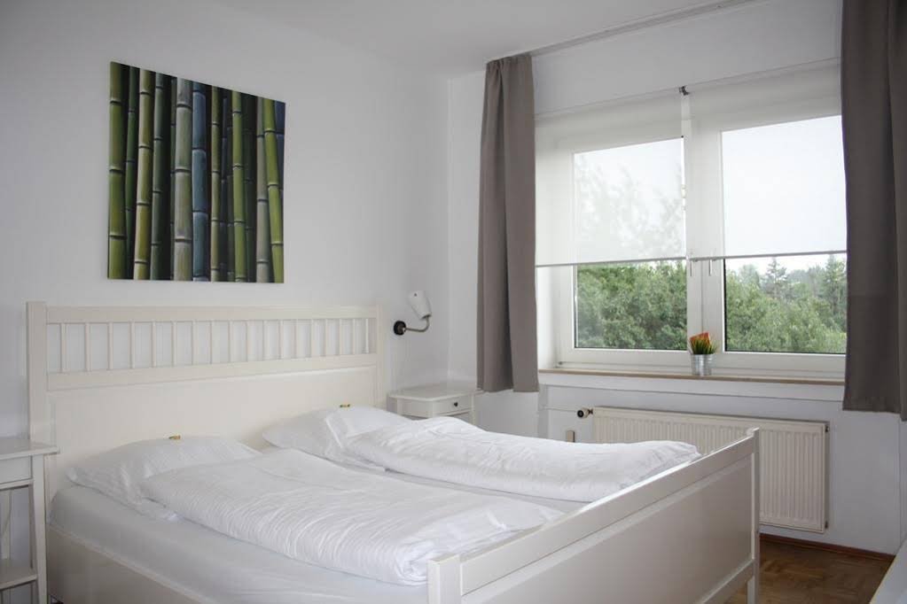 Фото Hotel Schwarzer Adler