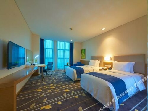 Гостиница Holiday Inn Express Chongqing University Town, an Ihg Hotel