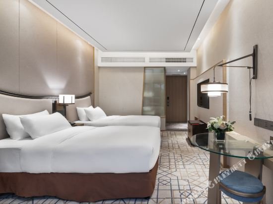 Фото Minshan Lhasa Grand Hotel