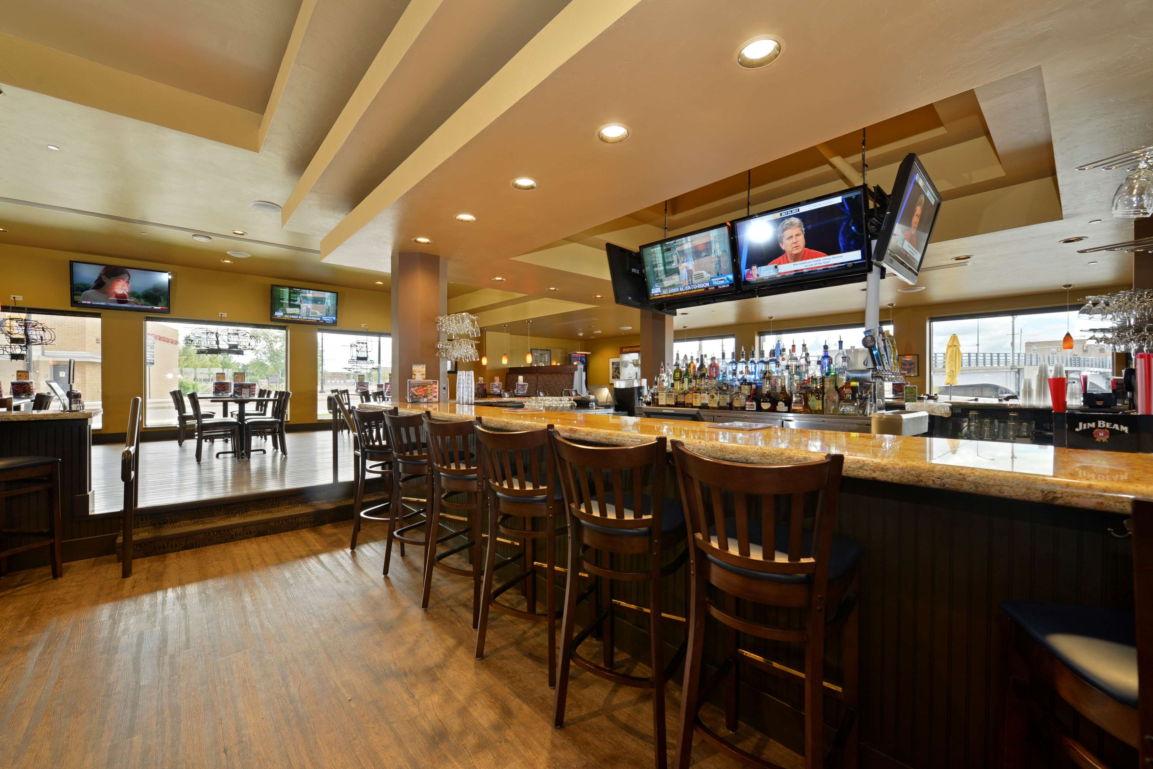 Фото Best Western Premier Waterfront Hotel & Convention Center