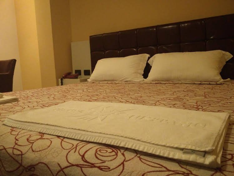 Фото Mustang hotel Tirana