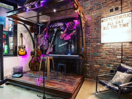 Фото Moxy Nashville Downtown
