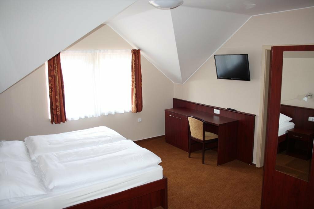 Hotel Siesta Penzion, South Moravian Region, photo