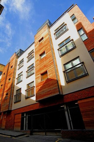 Гостиница Base Serviced Apartments - Cumberland Street в Ливерпуле
